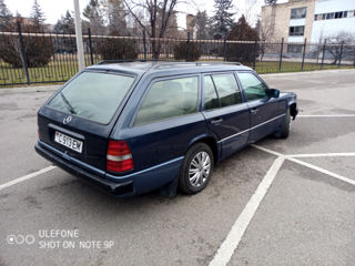 Mercedes Series (W124) foto 2