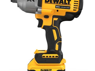 Ударный гайковерт DeWalt DCF900P2T foto 2