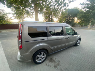 Ford Tourneo Connect foto 8