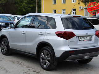 Suzuki Vitara foto 2