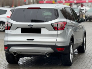 Ford Kuga foto 5