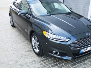 Ford Fusion foto 3