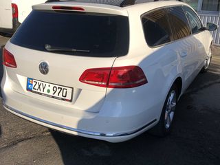 Volkswagen Passat foto 2