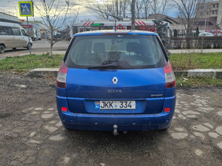 Renault Grand Scenic foto 3