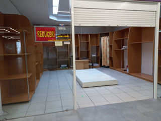 Spre chirie spatiu comercial (butic) CC Jumbo et 2