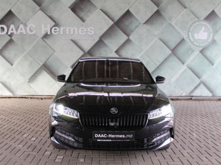 Skoda Superb foto 2