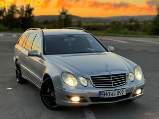 Mercedes E-Class Wagon