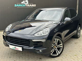 Porsche Cayenne foto 2