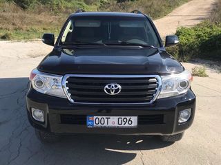 Toyota Land Cruiser foto 1