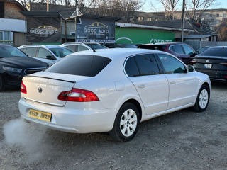 Skoda Superb foto 7