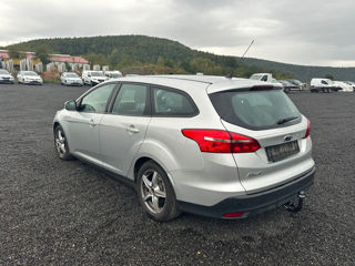 Ford Focus foto 3