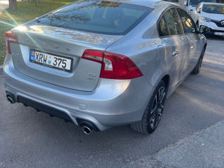 Volvo S60 foto 5