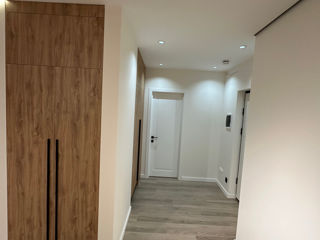 Apartament cu 2 camere, 72 m², Centru, Chișinău foto 3