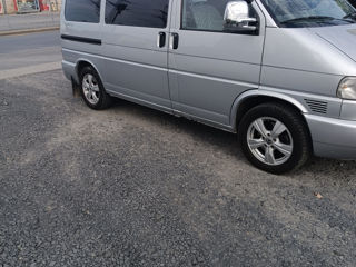 Volkswagen Multivan foto 7