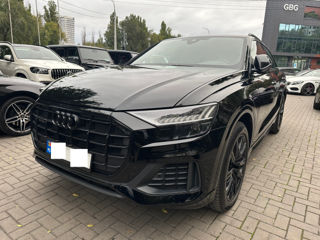 Audi Q8 foto 2