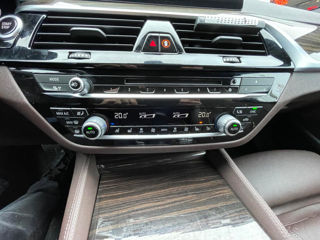 BMW 5 Series foto 6