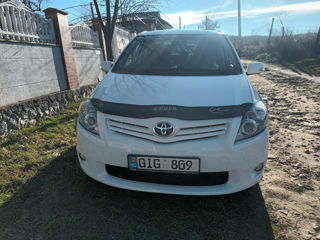 Toyota Auris foto 2