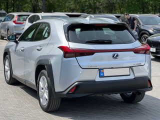 Lexus UX foto 3