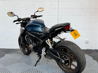 Honda CB650R foto 5