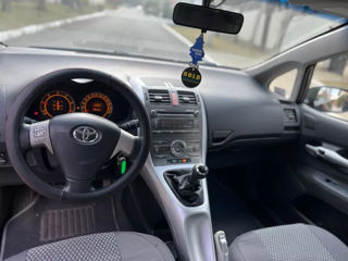 Toyota Auris foto 7