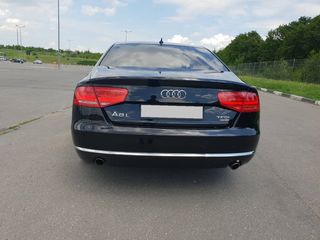 Audi A8 foto 7