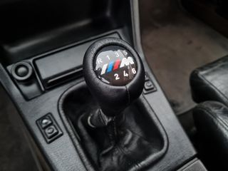 BMW 3 Series foto 10