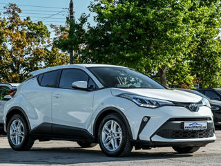 Toyota C-HR foto 4