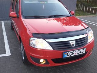 Dacia Logan foto 1