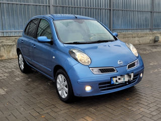 Nissan Micra foto 2