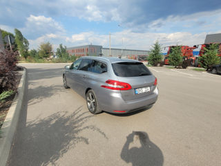 Peugeot 308 foto 3