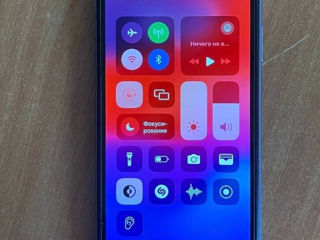 IPhone 11 64 gb foto 3