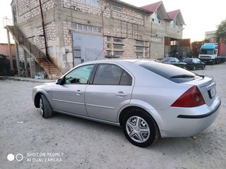 Ford Mondeo foto 3