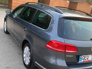 Volkswagen Passat foto 2