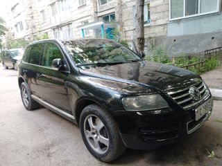 Volkswagen Touareg foto 3