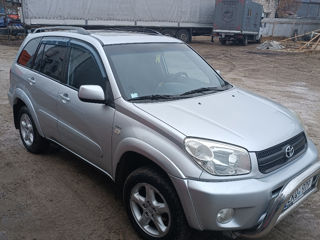 Toyota Rav 4 foto 6