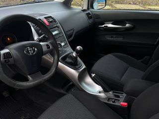 Toyota Auris foto 3