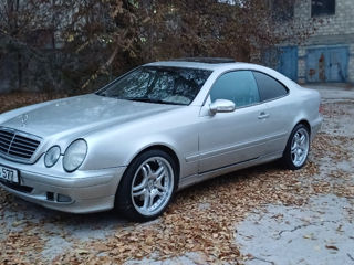 Mercedes CLK-Class foto 9