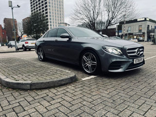 Mercedes E-Class foto 1