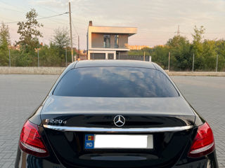 Mercedes E-Class foto 4