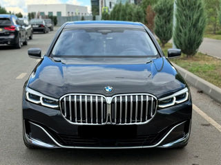 BMW 7 Series foto 2