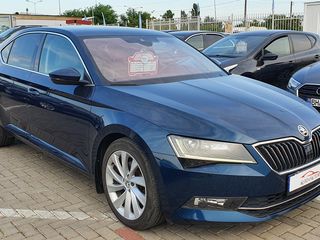 Skoda Superb foto 4