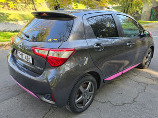 Toyota Yaris foto 6