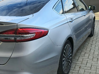 Ford Fusion foto 6