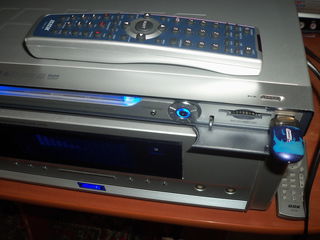 Продаю DVD BBK DV727S, Top model с USB,HDMI и карты памяти... в отличном состоянии с пультом. Торг. foto 7
