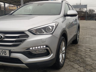 Hyundai Santa FE foto 1