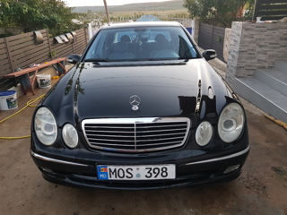 Mercedes E-Class foto 6