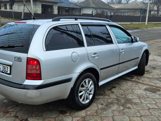 Skoda Octavia foto 3