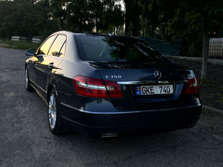 Mercedes E-Class foto 9