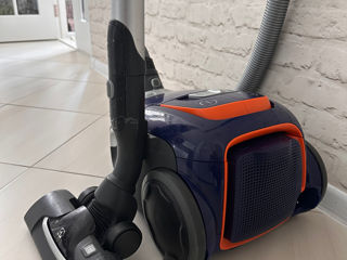 Aspirator Electrolux UltraSilencer  foto 2