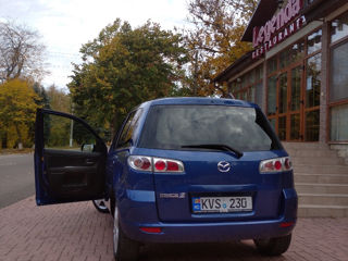 Mazda 2 foto 2